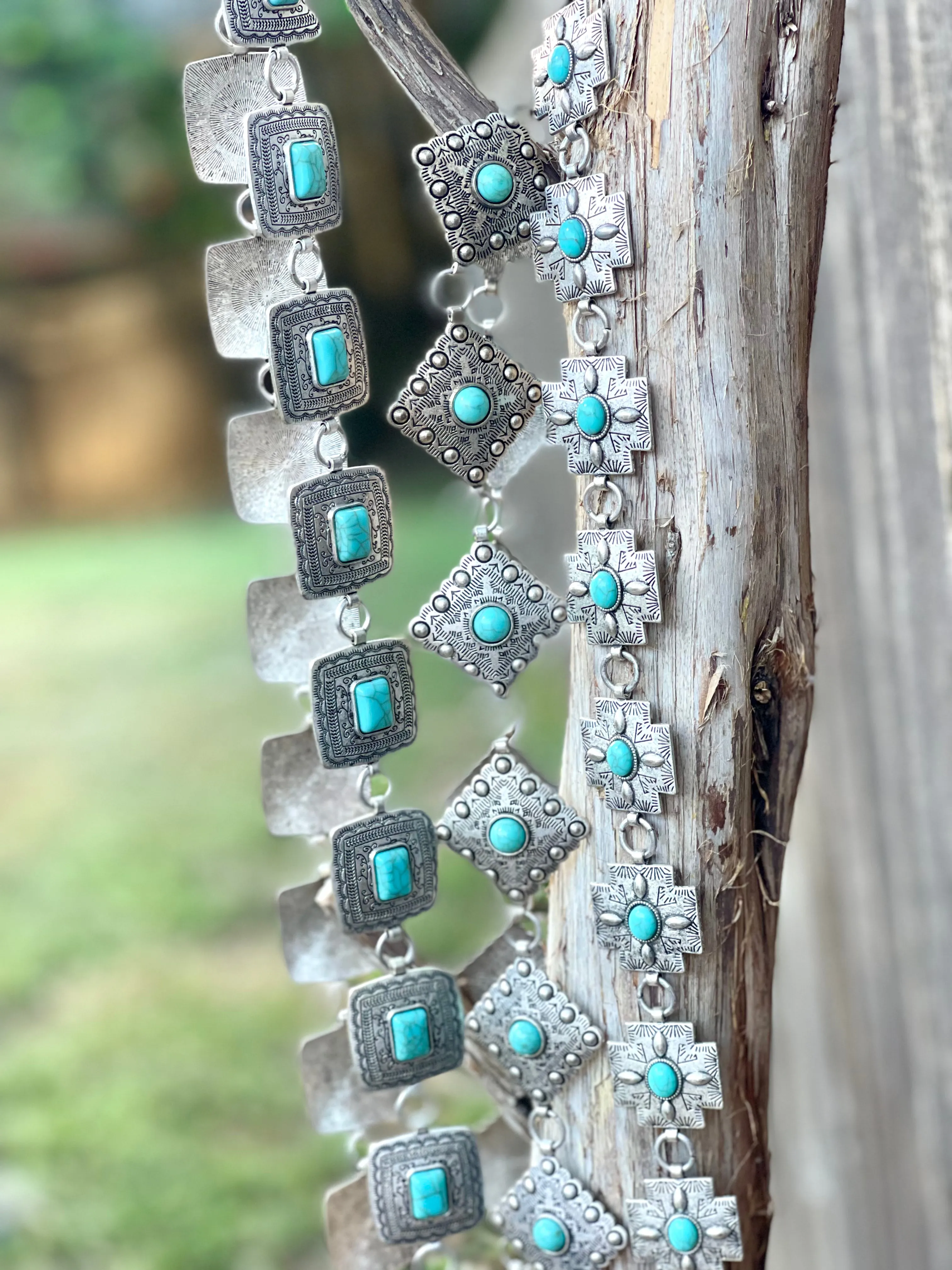 Diamond Shape Concho Belt w/ Turquoise Center