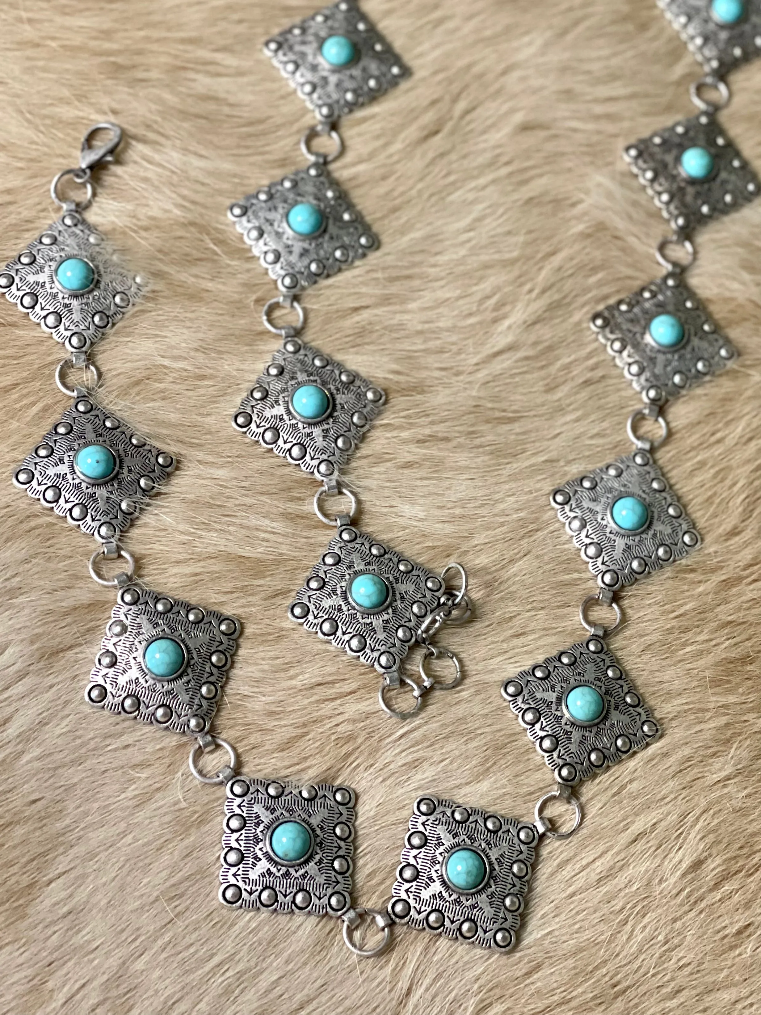 Diamond Shape Concho Belt w/ Turquoise Center