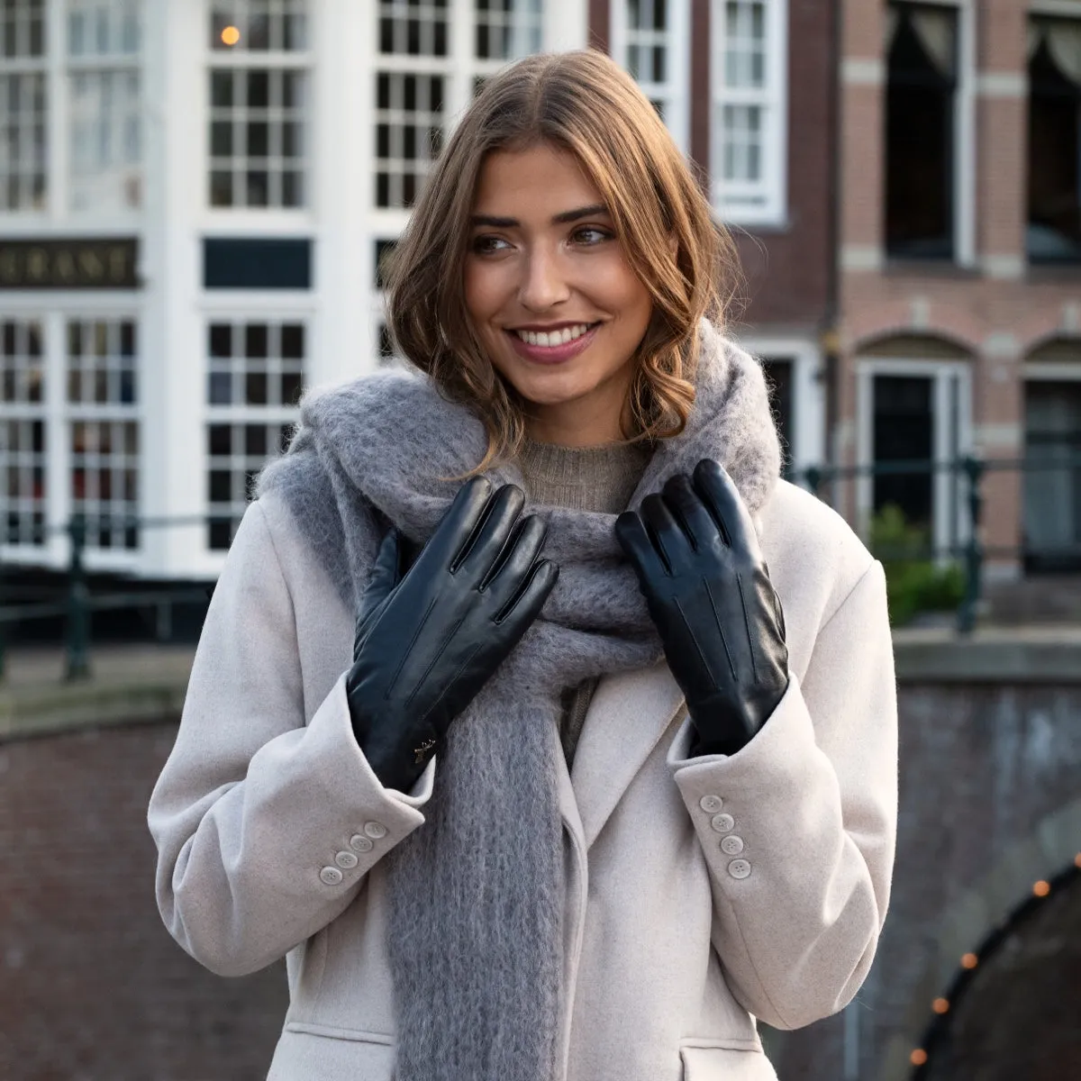 Lily (black) - sheepskin leather gloves with warm fleece lining & touchscreen feature