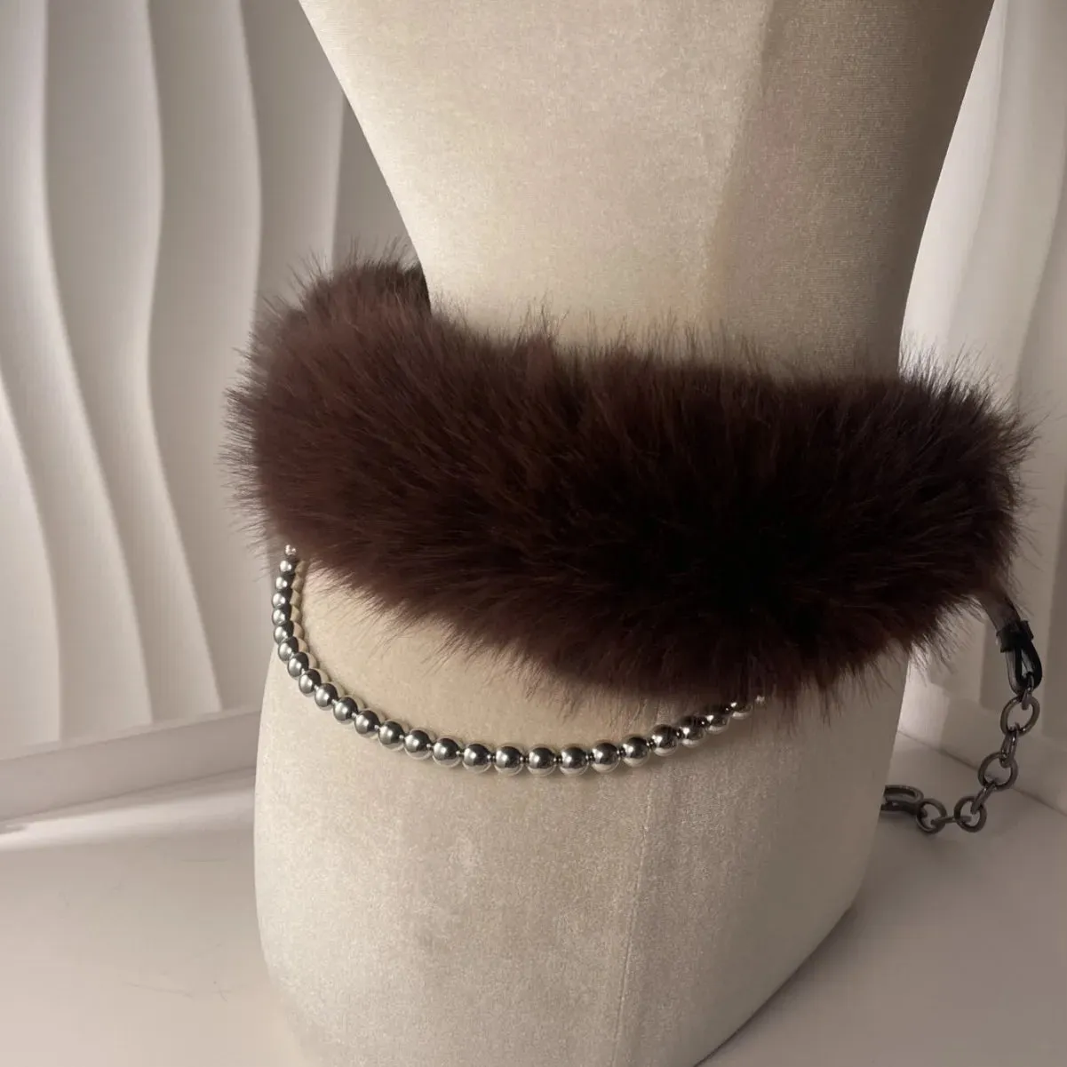 Riri Retro Rabbit Fur Belt Y2K Metal Bead Chain Plush Waist Faux Fur Vintage Waistband Punk Belt