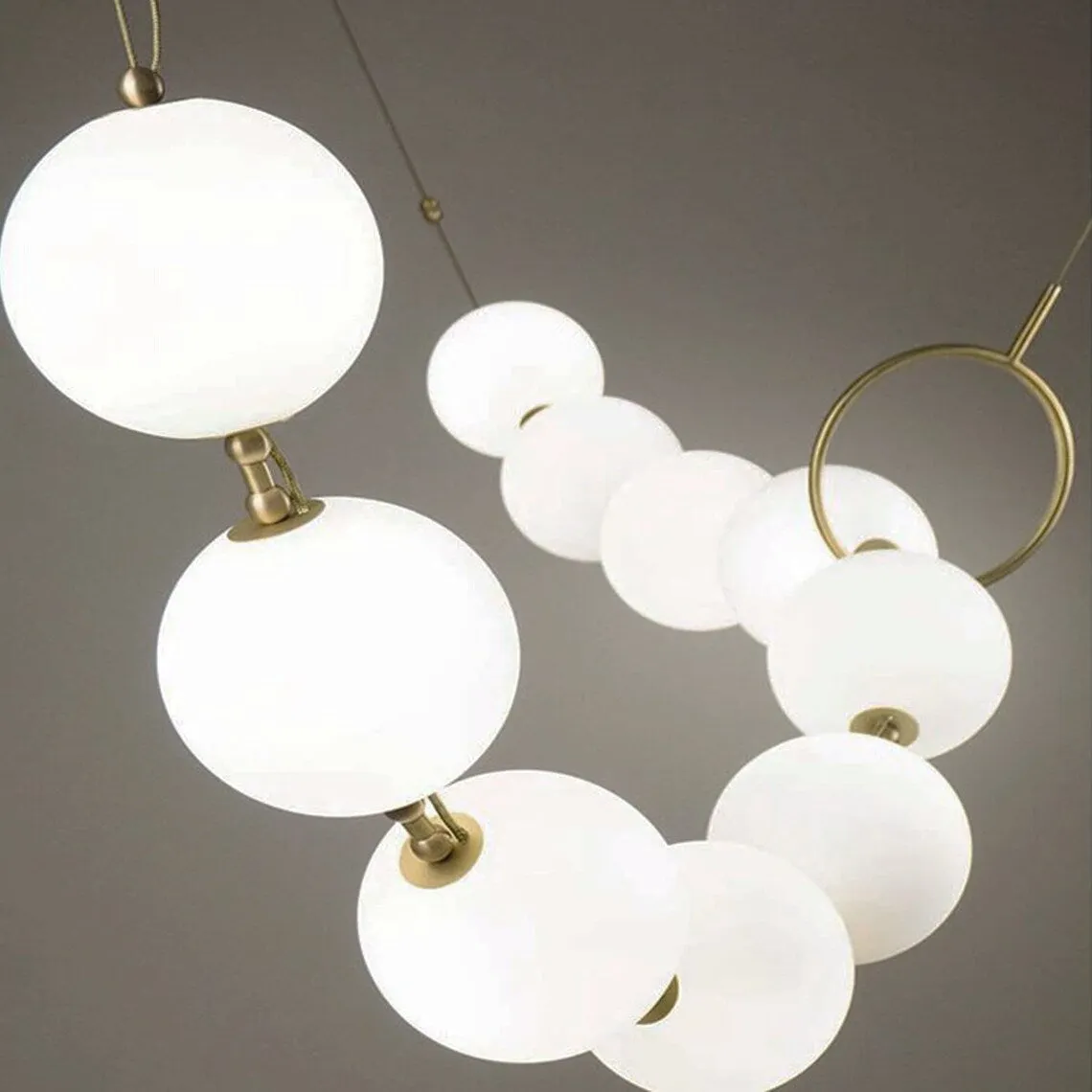 Rylight Modern Simple Acrylic Pearl Necklace Chandelier