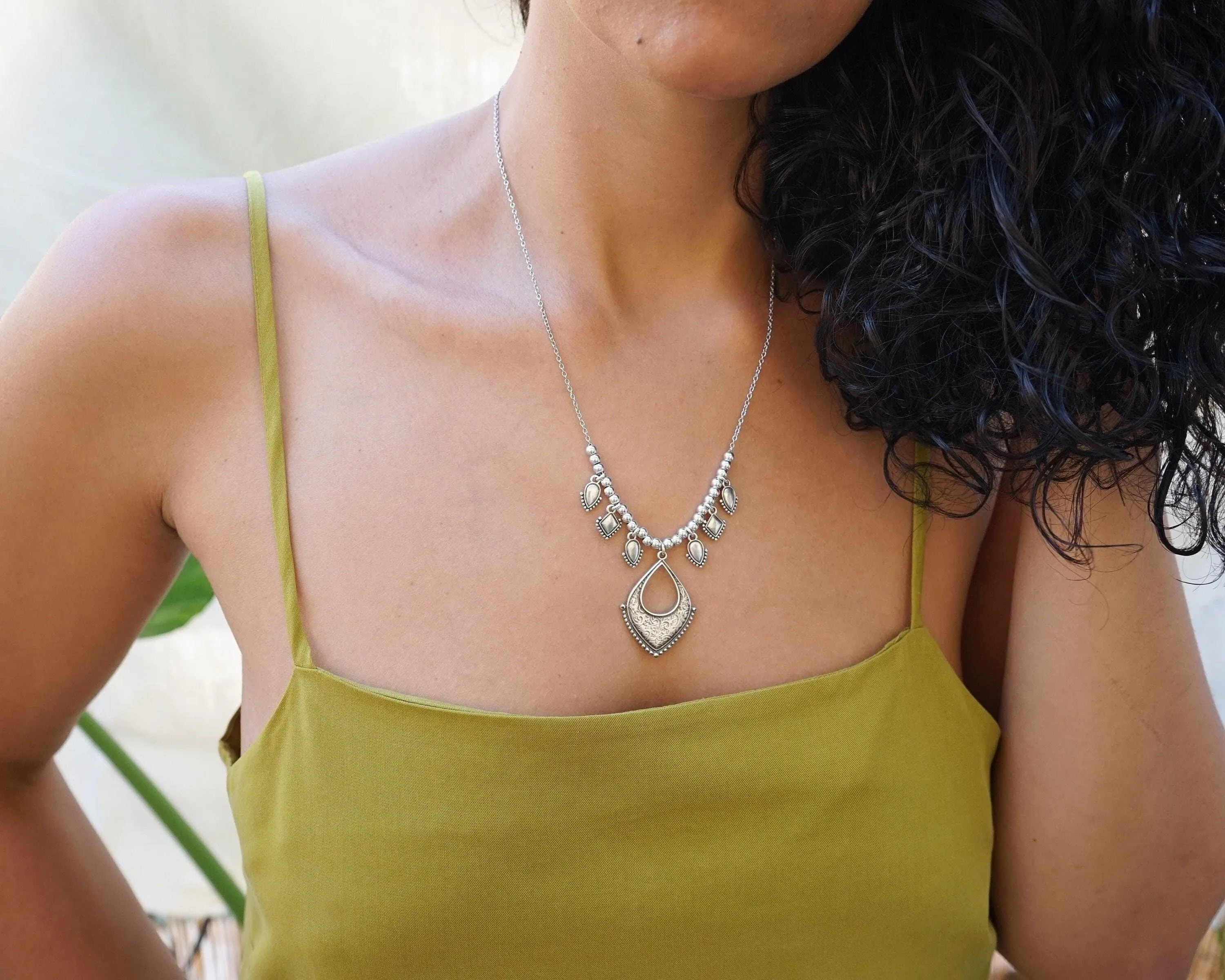 Silver Chandelier Rhombus Necklace