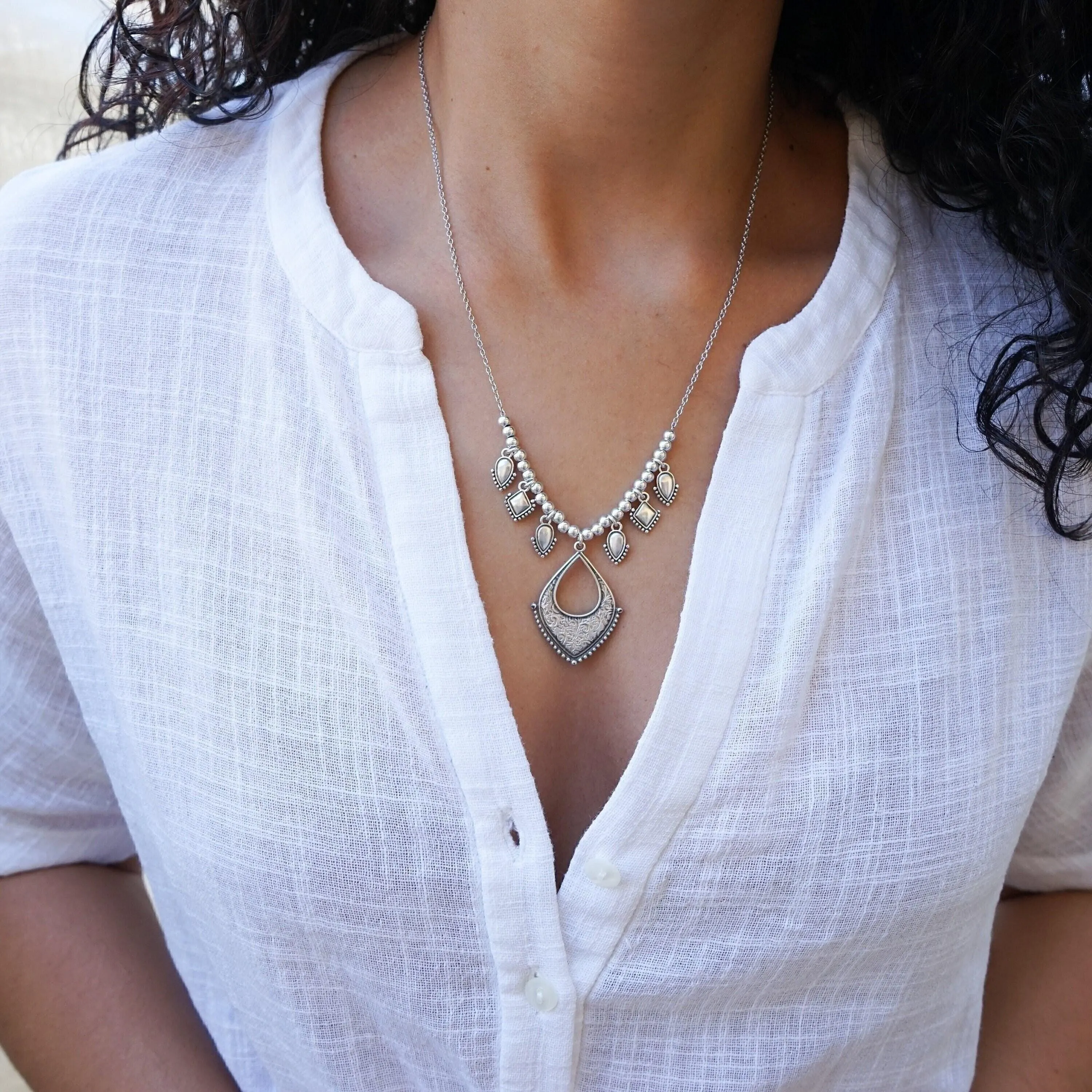 Silver Chandelier Rhombus Necklace